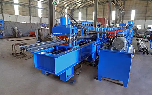 Highway W Beam Roll Forming Machine CE SGS ISO9001 Certificate