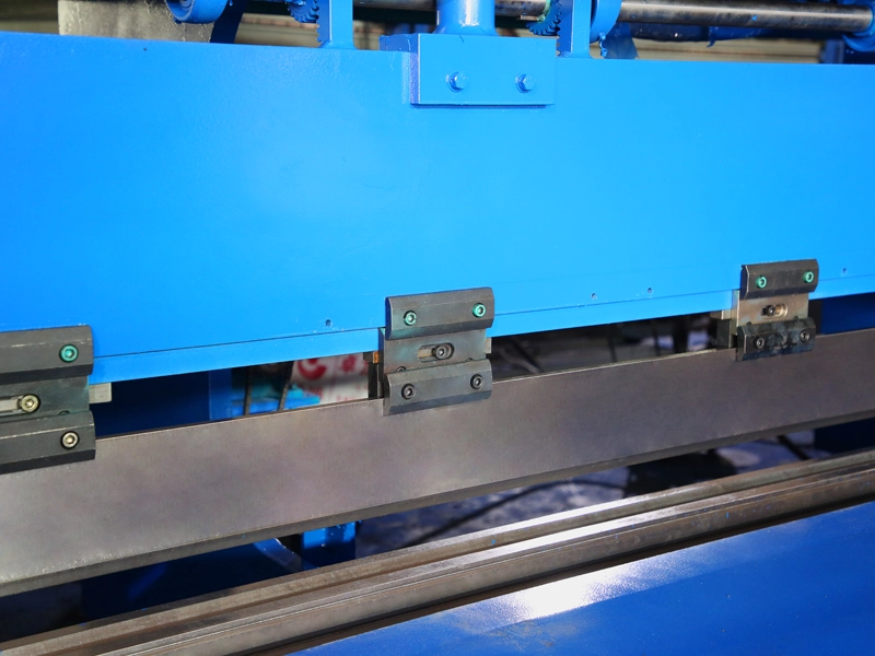 Press Brake Sheet Bending Machine - NC Control - Image 3